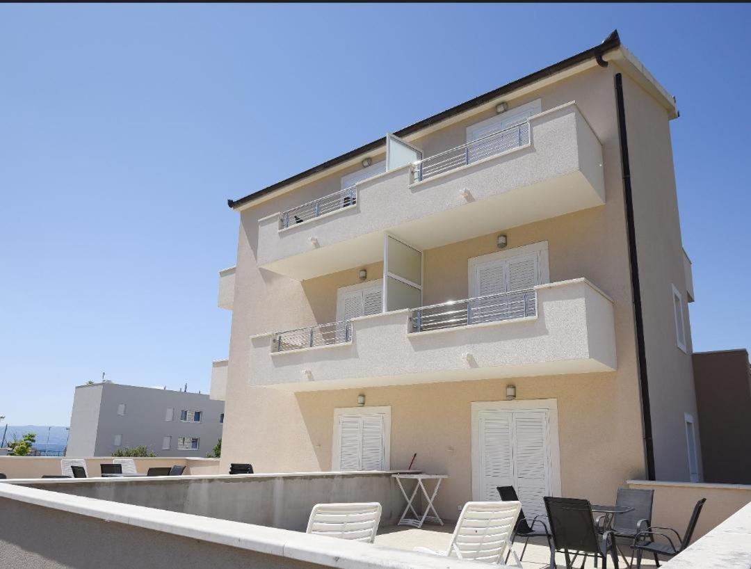 Apartmani Dubrava Podstrana Exterior photo